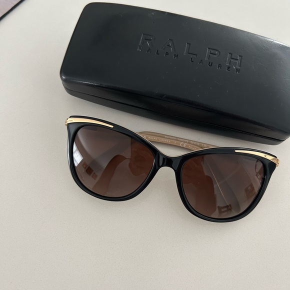 Ralph Lauren New Sunglasses! - Picture 9 of 9